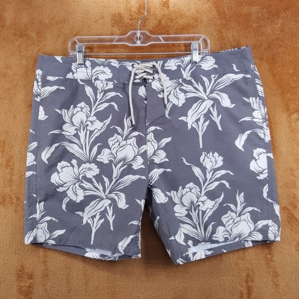 FAHERTY Swim Shorts Mens Size 40 Grey Cream Ash Floral Board Short $98